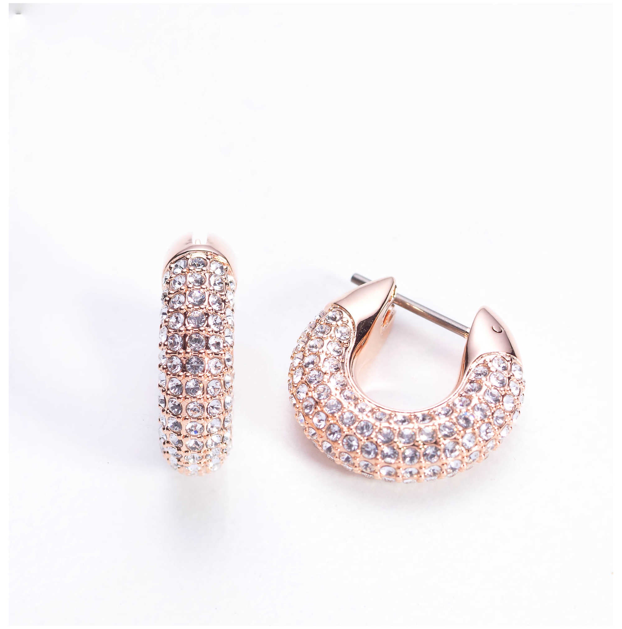 עגילים Dextera עם קריסטל לבן של Swarovski