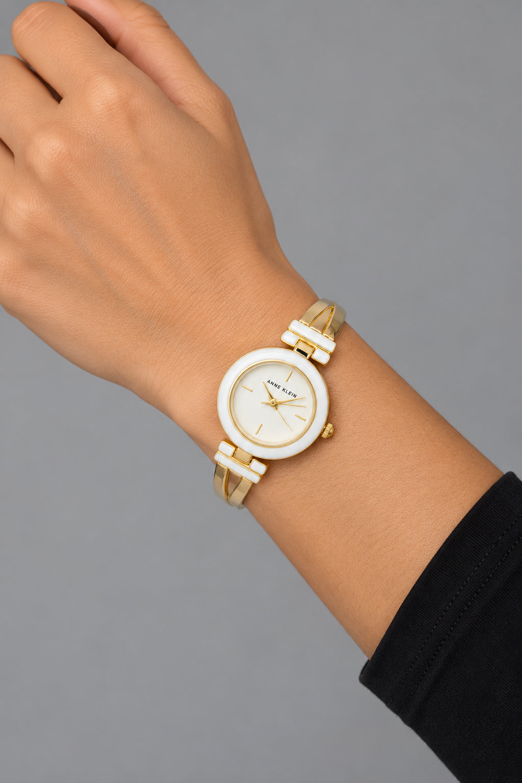 Anne Klein Women's Classic 24.5 Quartz Watch AK-3284WTST