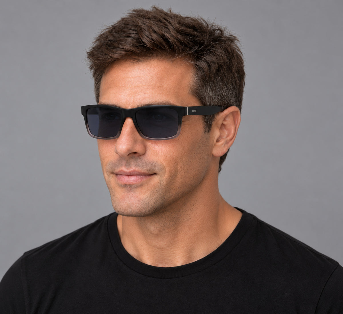 משקפי שמש Hugo Boss דגם BOSS1760-G-S-EDM-59 לגברים 59 מ״מ בצבע Black To Grey