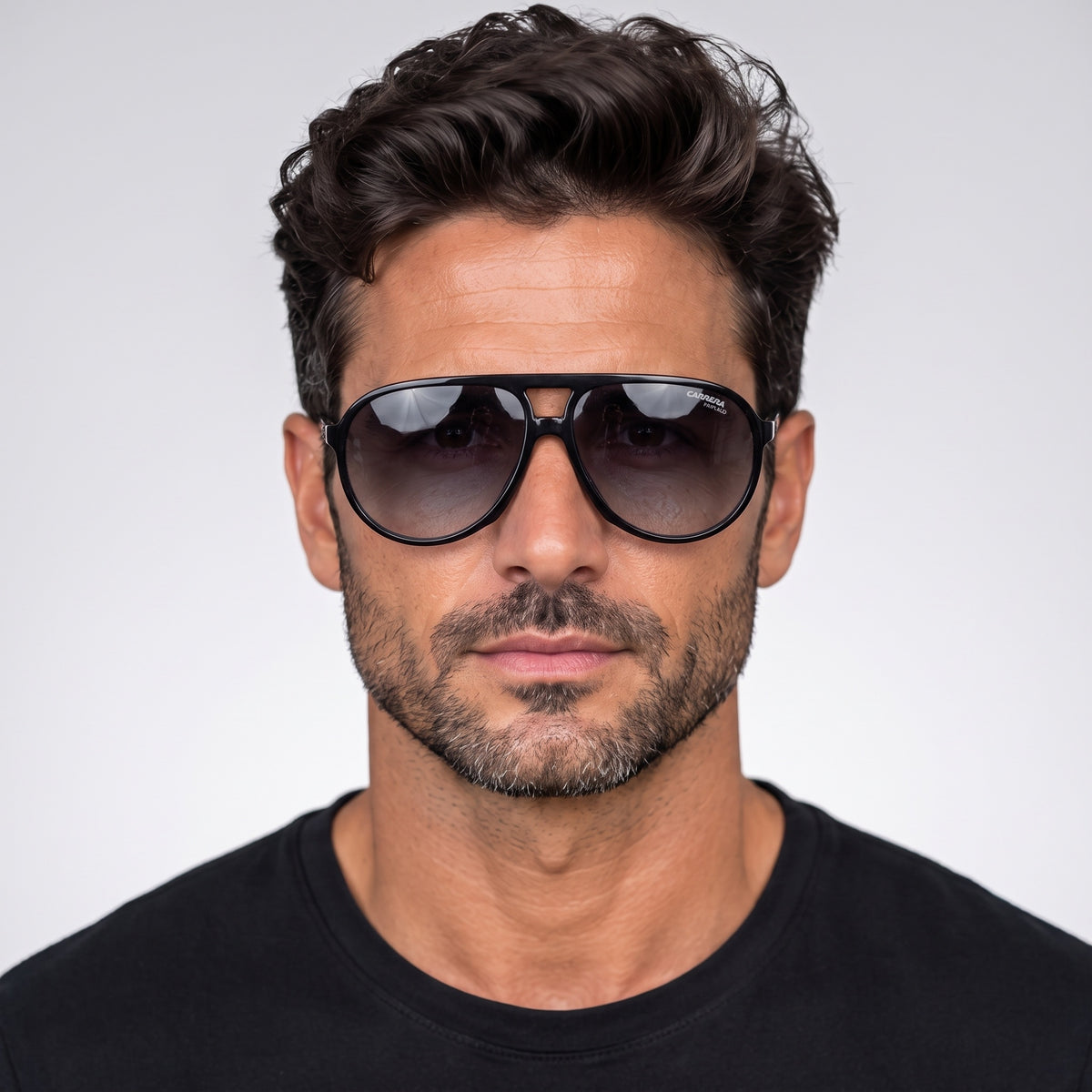 משקפי שמש Carrera דגם Fashion לגברים 61 מ״מ בצבע שחור