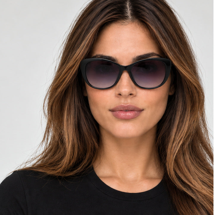 משקפי שמש Calvin Klein דגם Ck19560Sn לנשים 57 מ״מ בצבע שחור