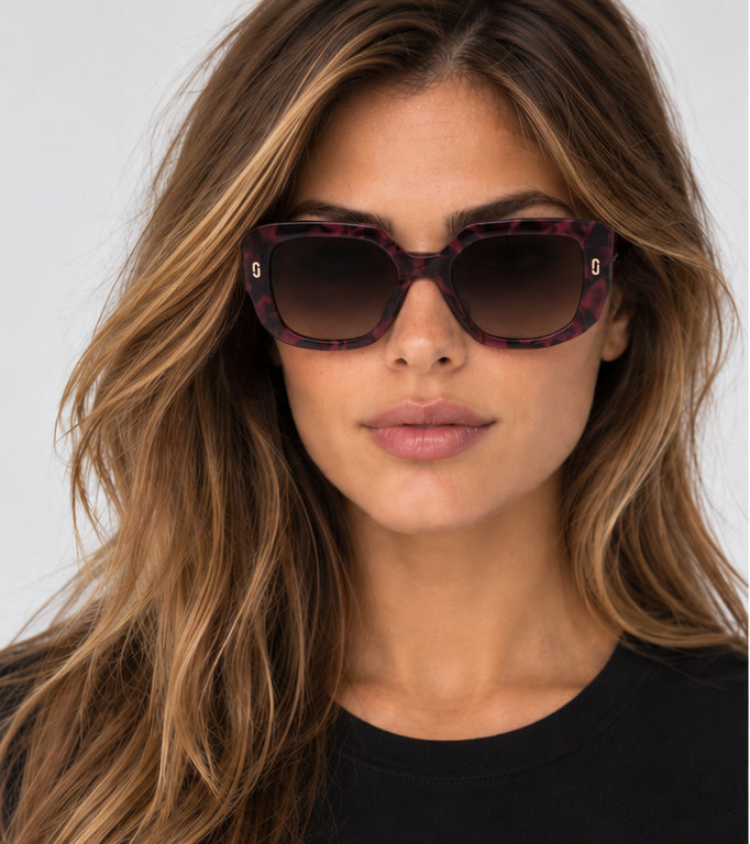 משקפי שמש Marc Jacobs דגם Runway לנשים 52 מ״מ בצבע Marble Burgundy