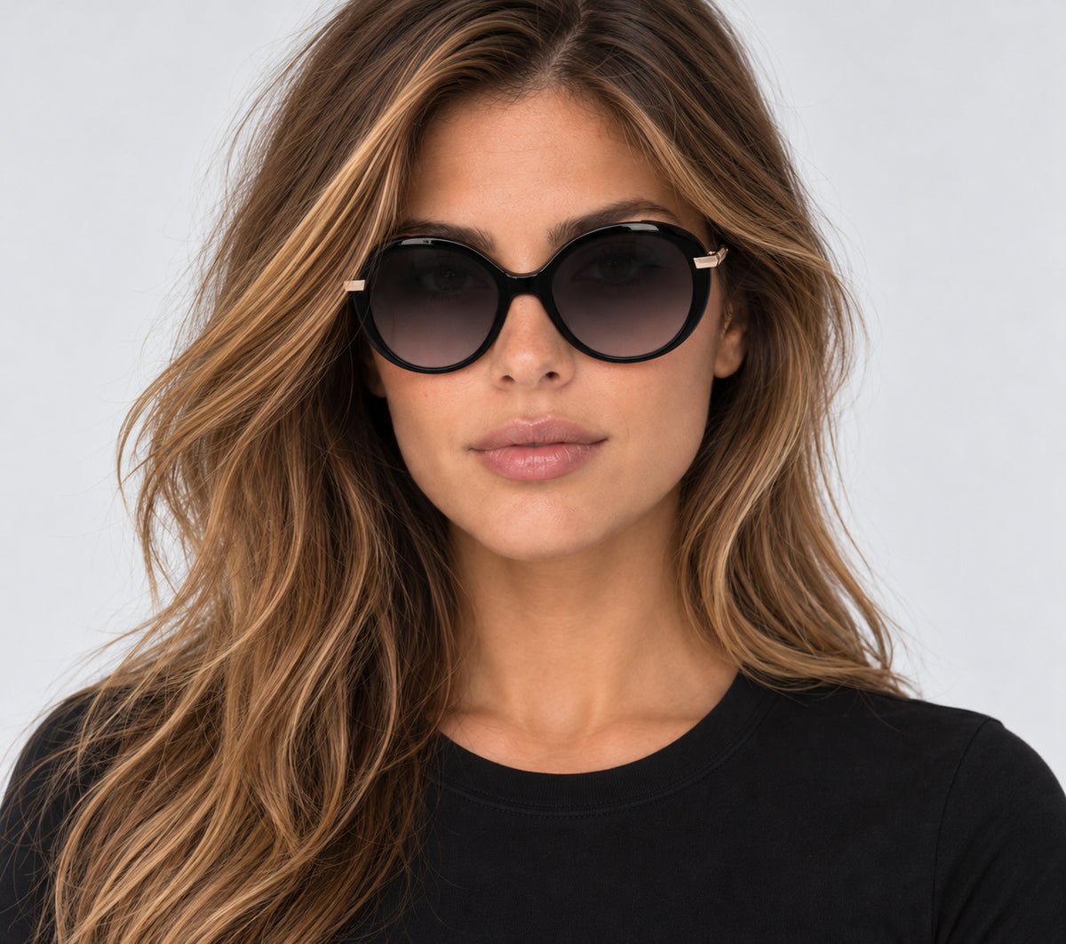 משקפי שמש Rag & Bone דגם Rnb1075 לנשים 56 מ״מ בצבע שחור