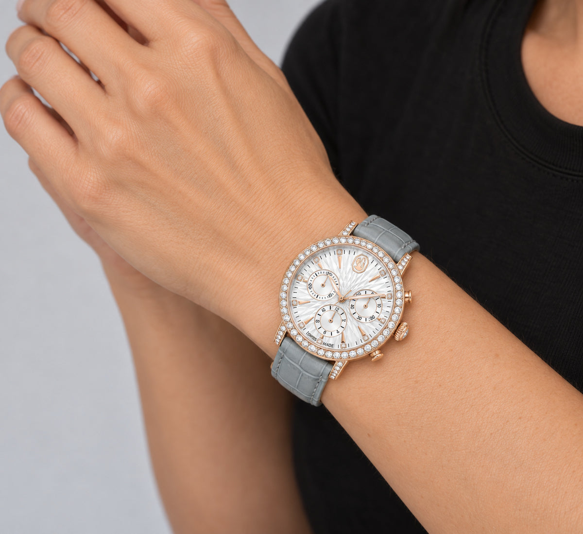 שעון Swarovski דגם Matrix לנשים 36 מ״מ קוורץ
