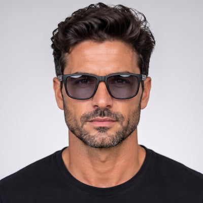משקפי שמש Calvin Klein דגם Ck19539Sn יוניסקס 59 מ״מ בצבע שחור מט