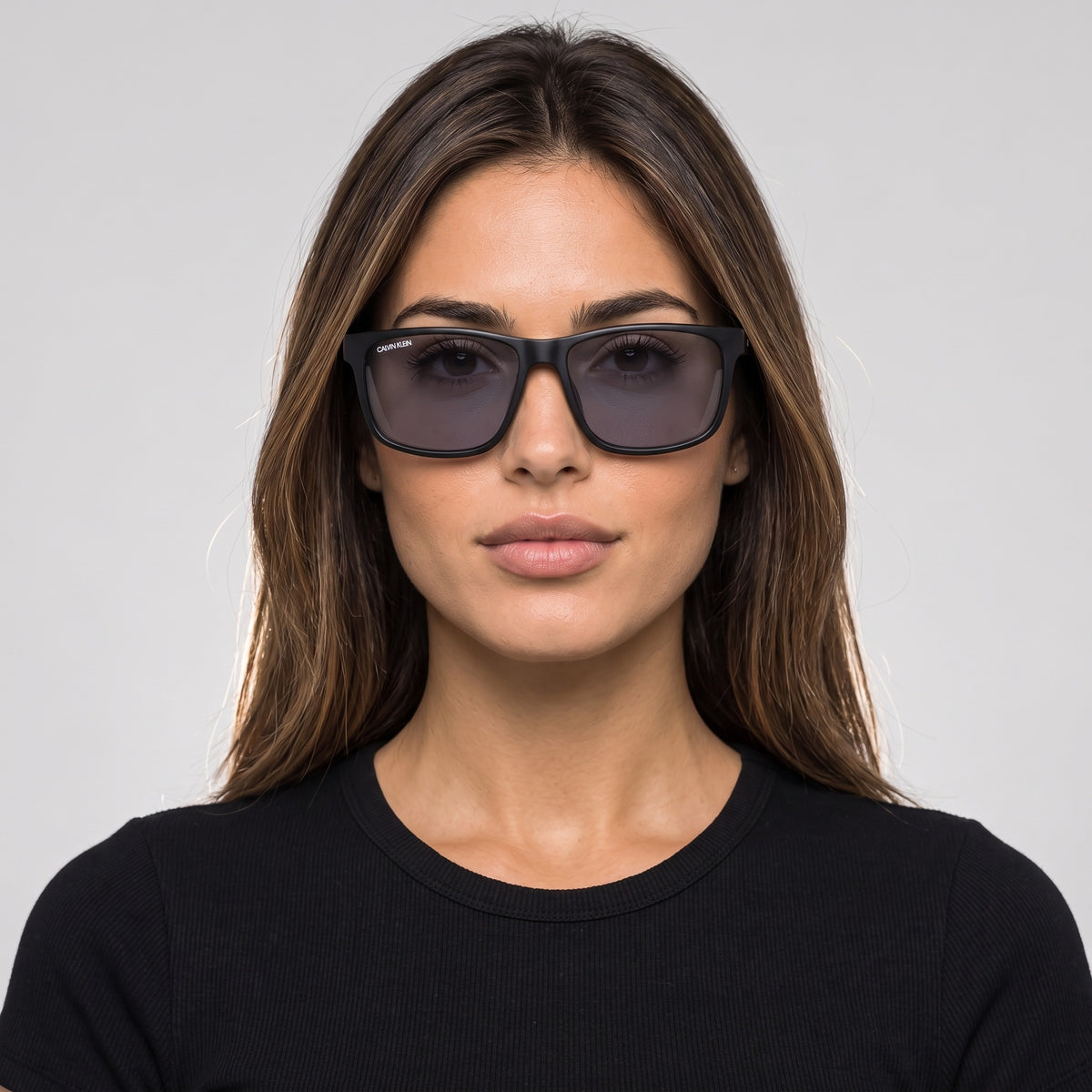 משקפי שמש Calvin Klein דגם Ck19539Sn יוניסקס 59 מ״מ בצבע שחור מט
