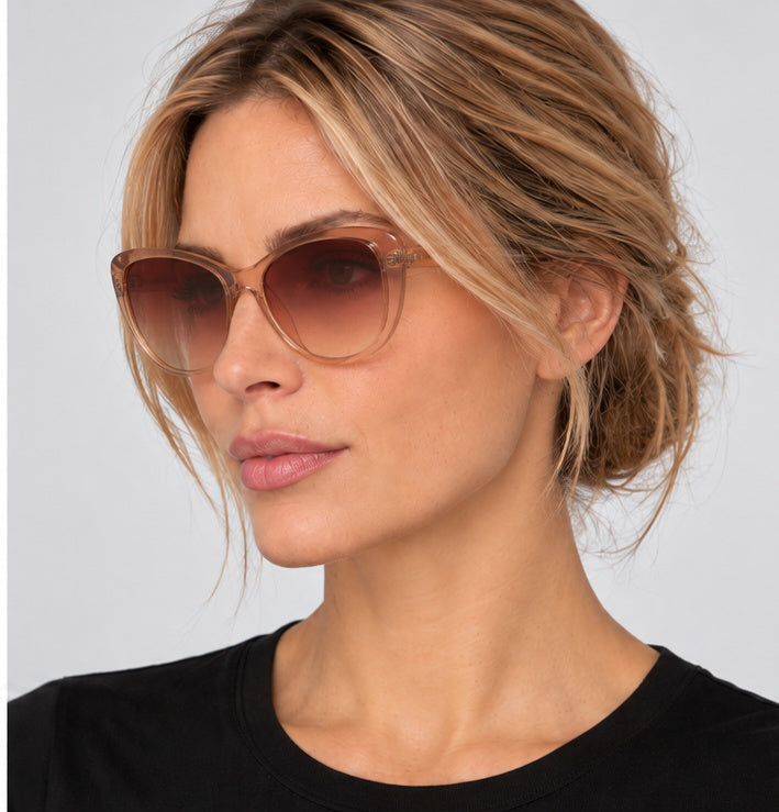 משקפי שמש Calvin Klein דגם Ck19560Sn לנשים 57 מ״מ בצבע קריסטל