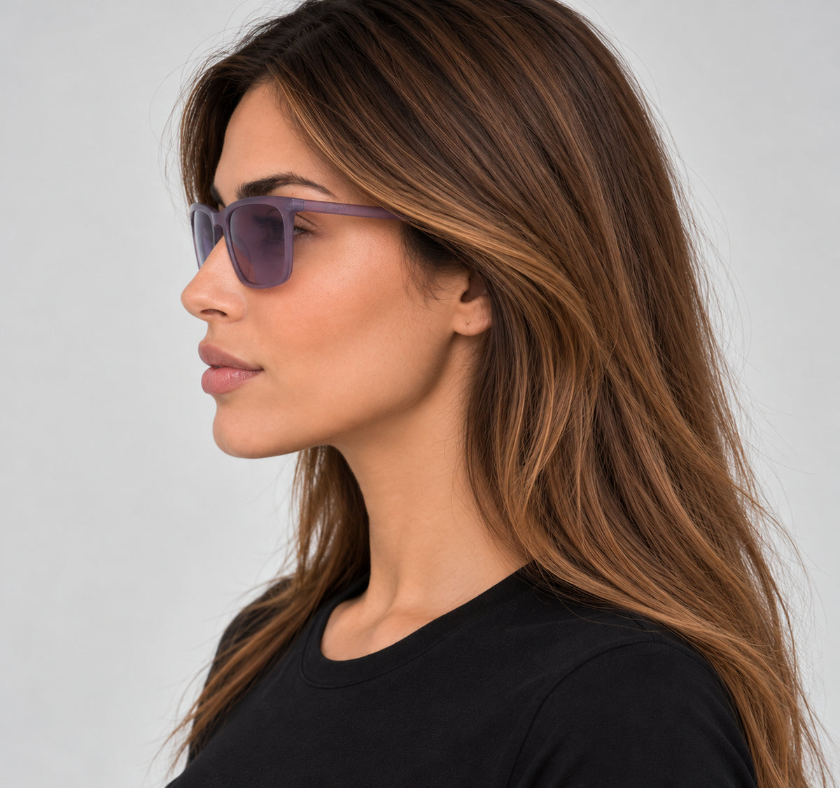 משקפי שמש DKNY דגם Dk505S לנשים 53 מ״מ בצבע סגול