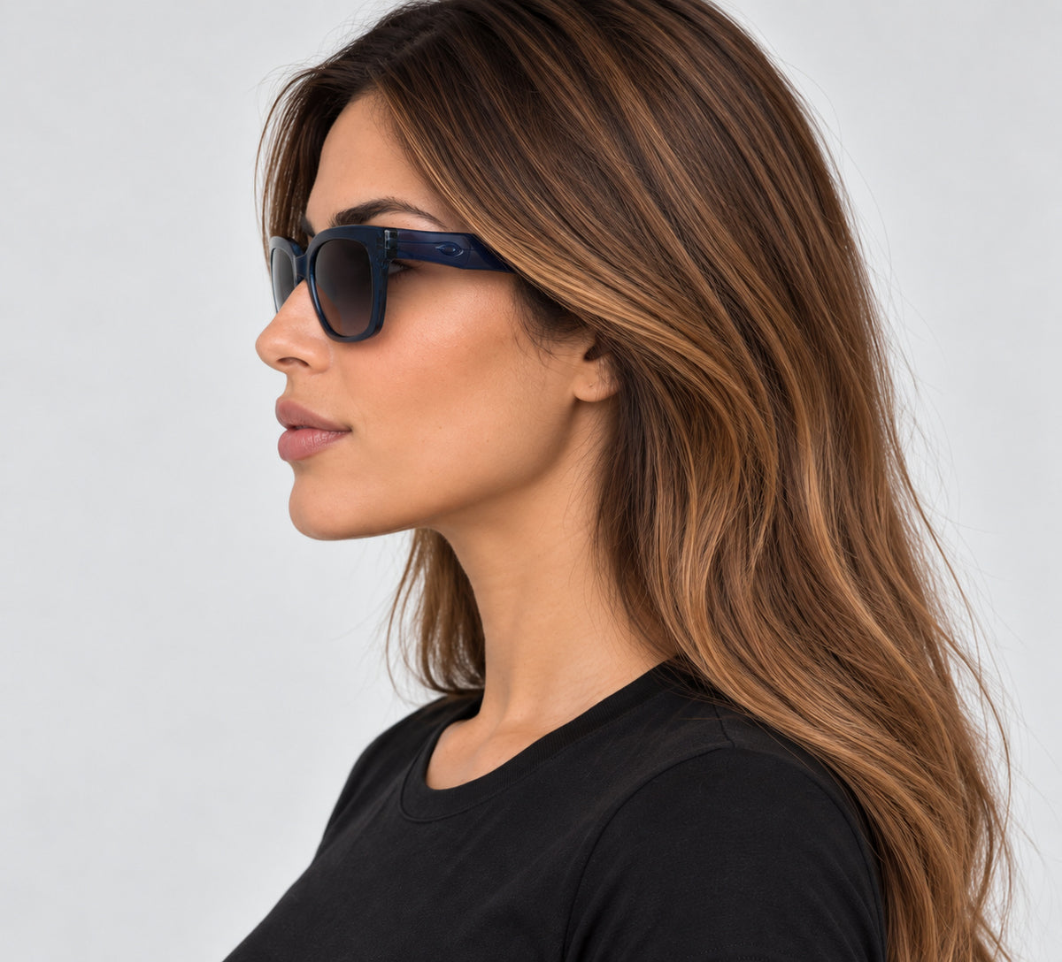 משקפי שמש Longchamp דגם LO793S-400-53 לנשים 53 מ״מ בצבע Transparent Blue