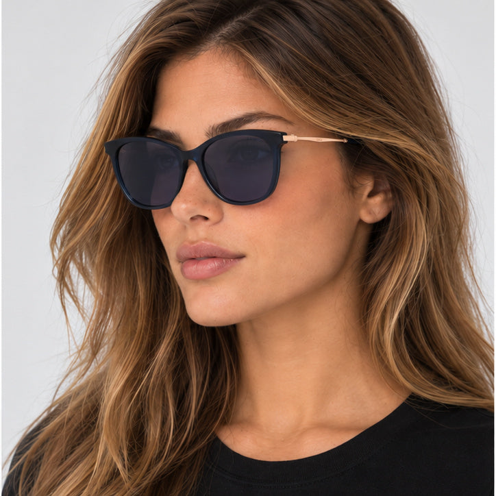 משקפי שמש Levi's דגם Lv5006 לנשים 55 מ״מ בצבע כחול