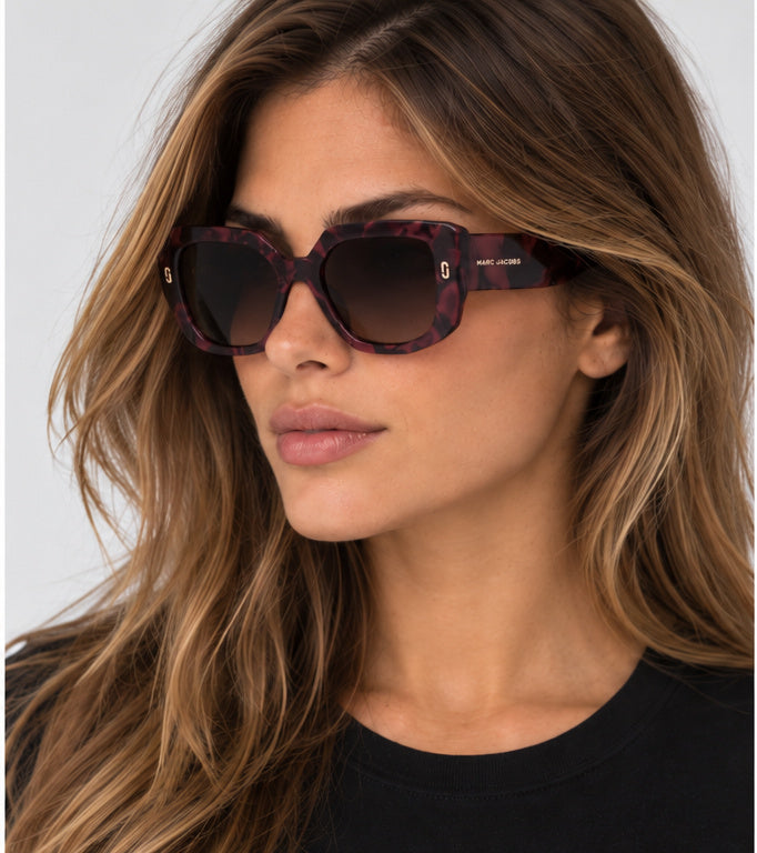 משקפי שמש Marc Jacobs דגם Runway לנשים 52 מ״מ בצבע Marble Burgundy