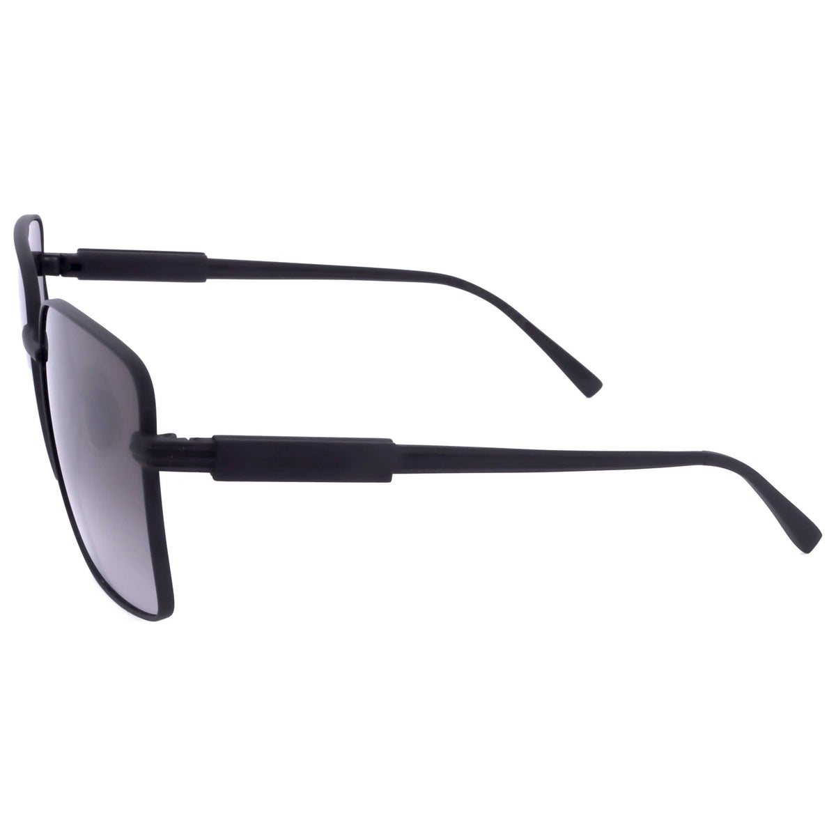 משקפי שמש Ferragamo דגם SF330S-002-57 לנשים 57 מ״מ בצבע שחור מט