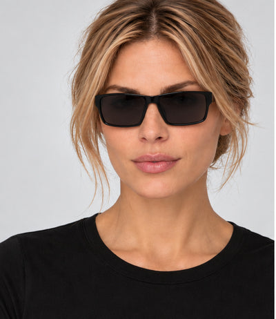 משקפי שמש Ferragamo דגם Fashion לנשים 58 מ״מ בצבע שחור