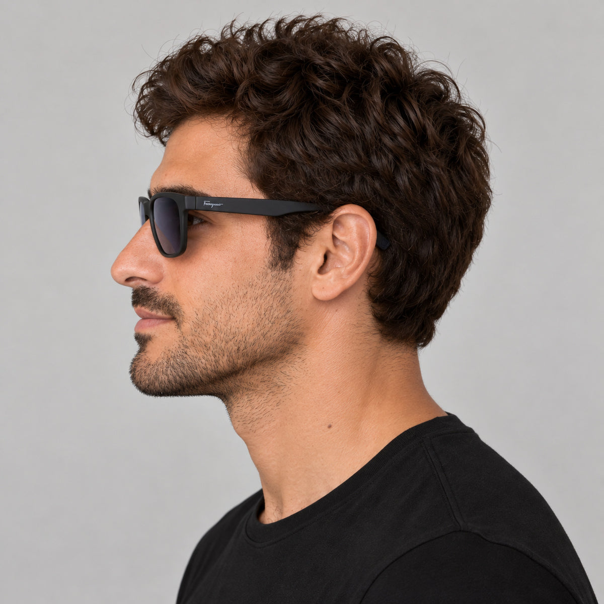 משקפי שמש Ferragamo דגם Fashion לגברים 57 מ״מ בצבע שחור מט