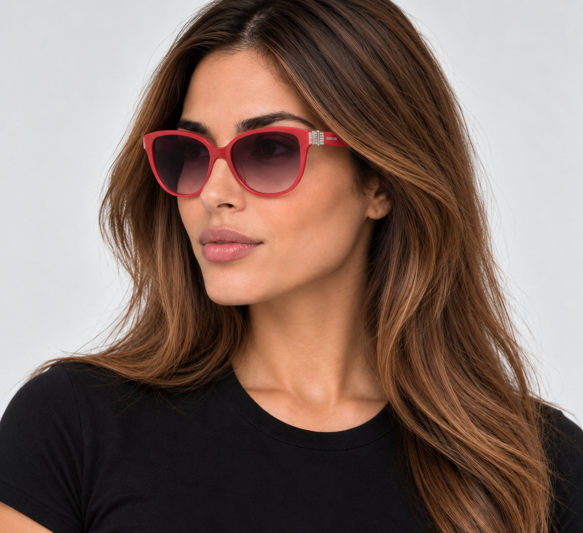משקפי שמש Swarovski דגם Sk0120F לנשים 58 מ״מ בצבע אדום