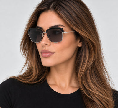 משקפי שמש Trussardi דגם Str220F לנשים 62 מ״מ בצבע שחור