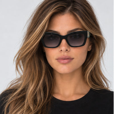 משקפי שמש Kate Spade דגם Valeria לנשים 53 מ״מ בצבע שחור