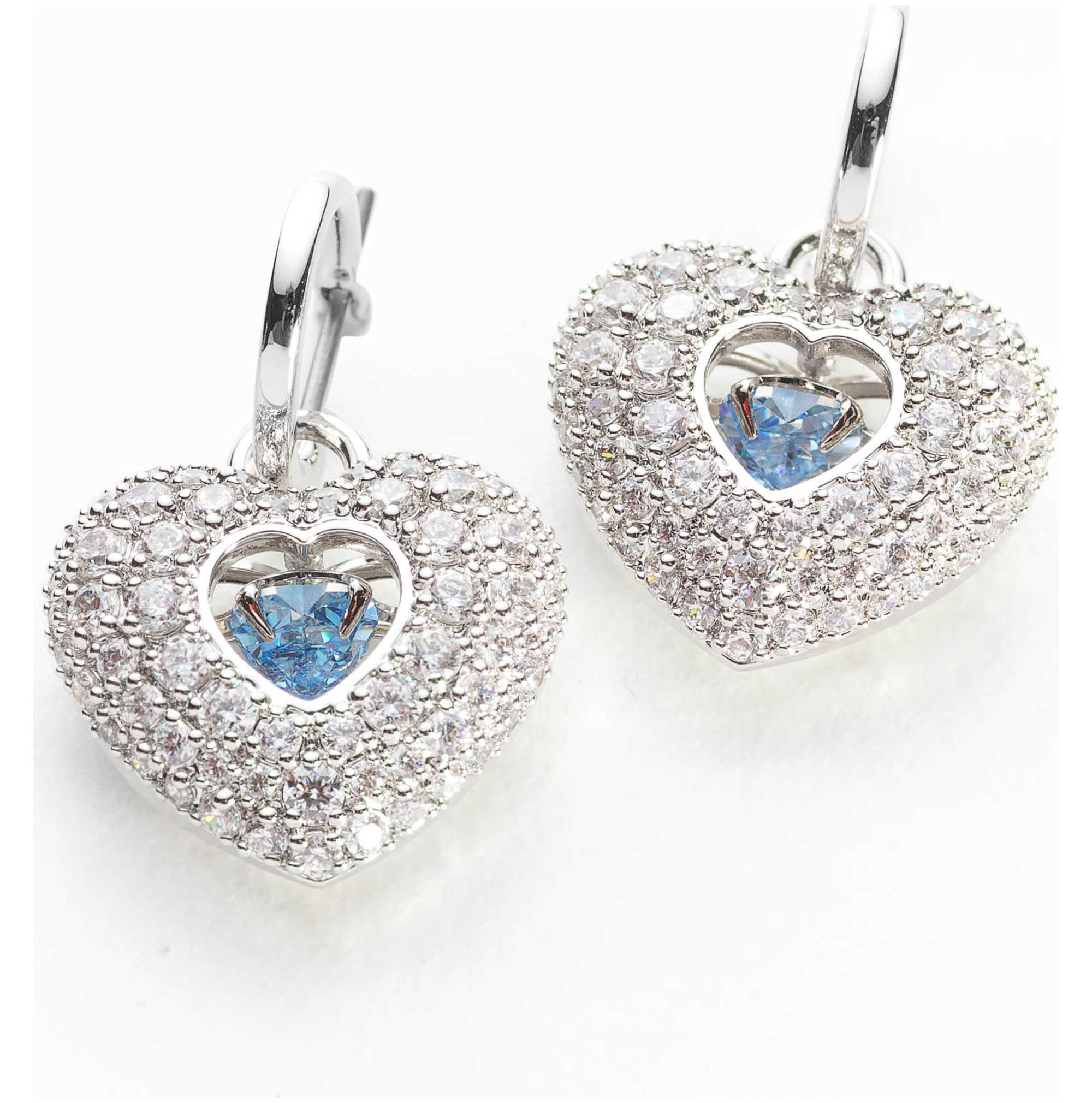 עגילים Idyllia עם קריסטל לבן של Swarovski